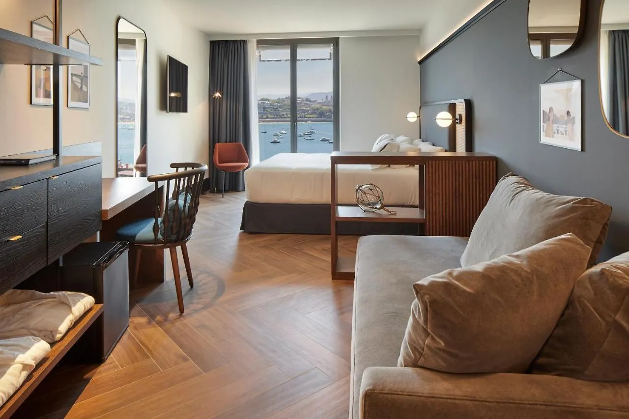 Hotel SANSEbay San Sebastian