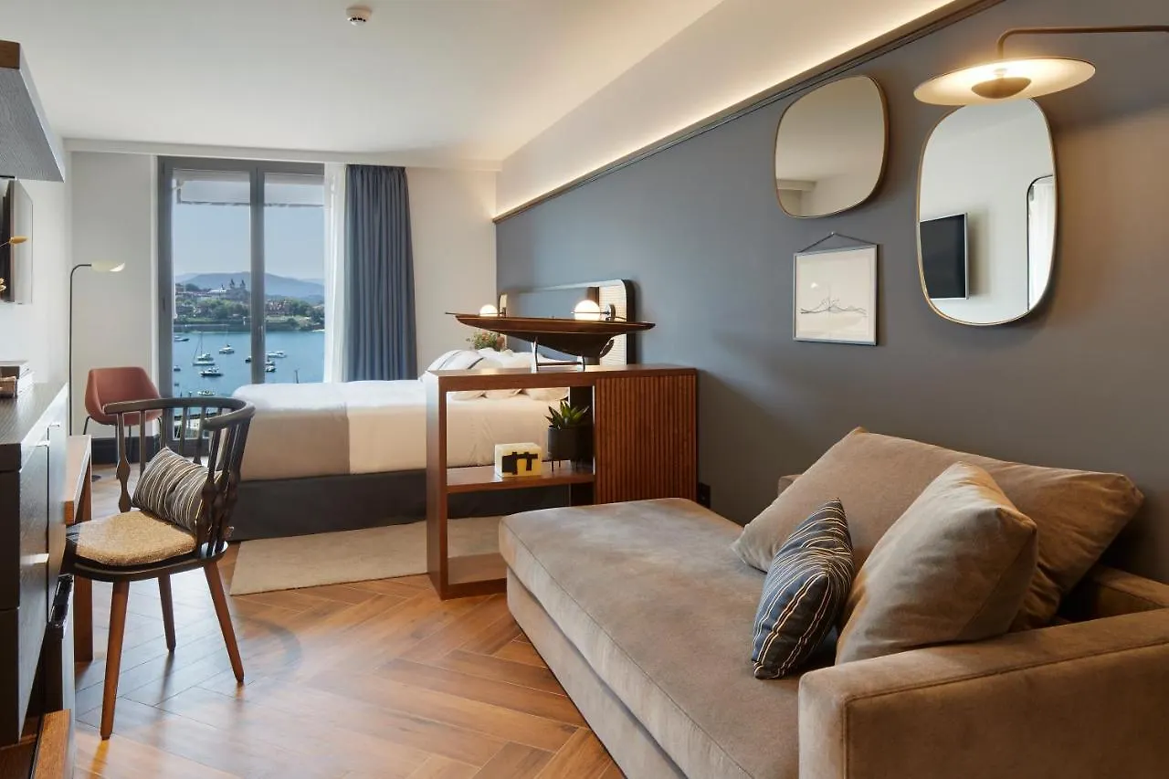 Hotel SANSEbay San Sebastian